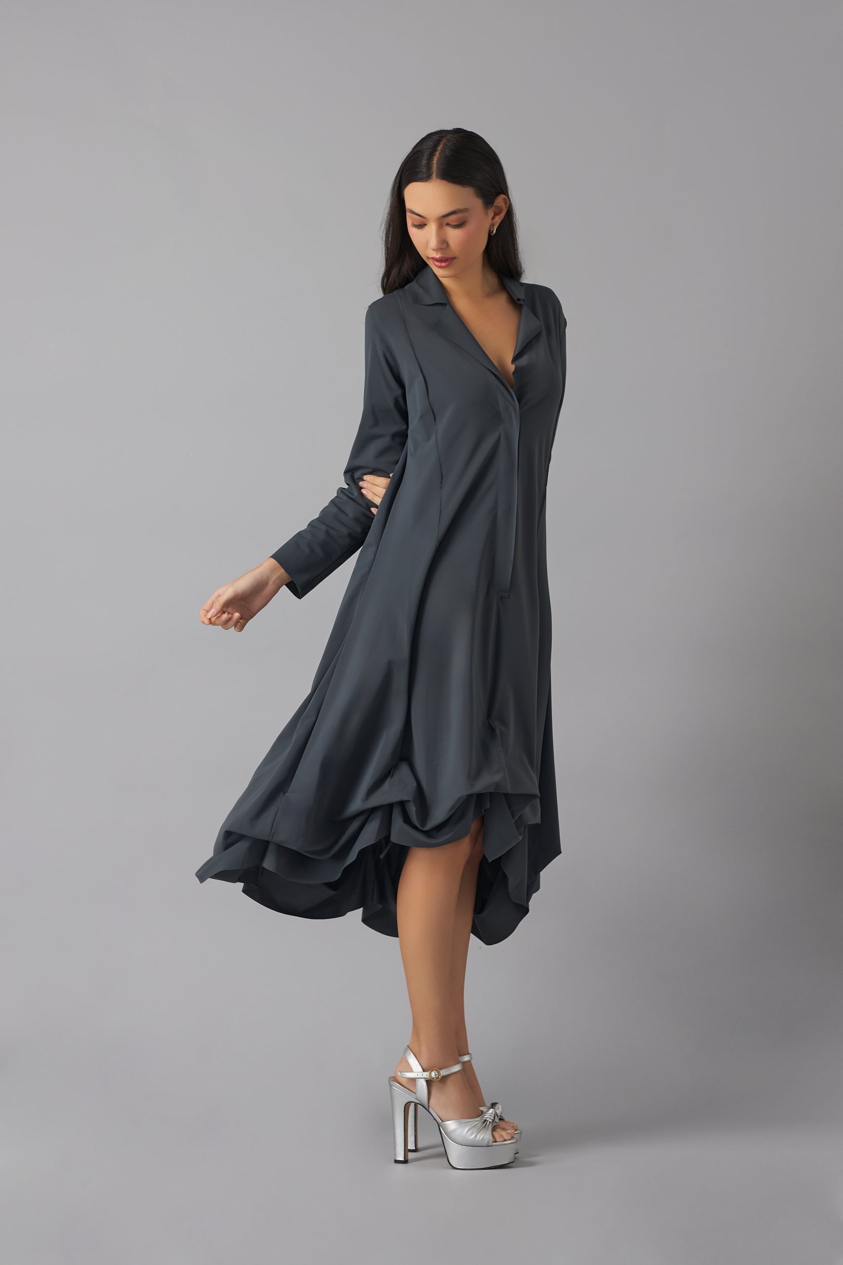 Asymmetric Threads Dress | Gris Grafito |