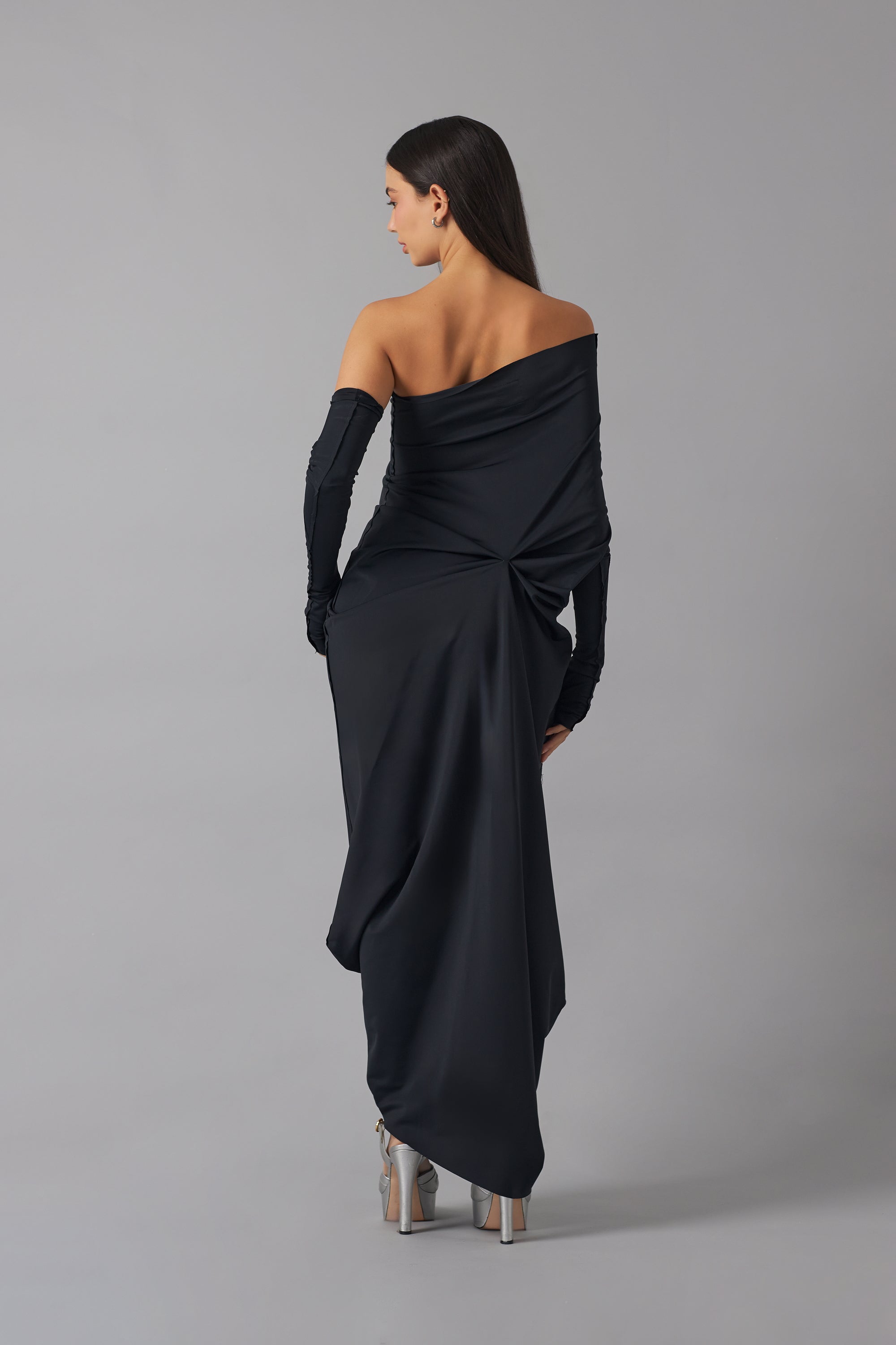 One Shoulder Relaxed Maxi Dress with Gloves | Negro |