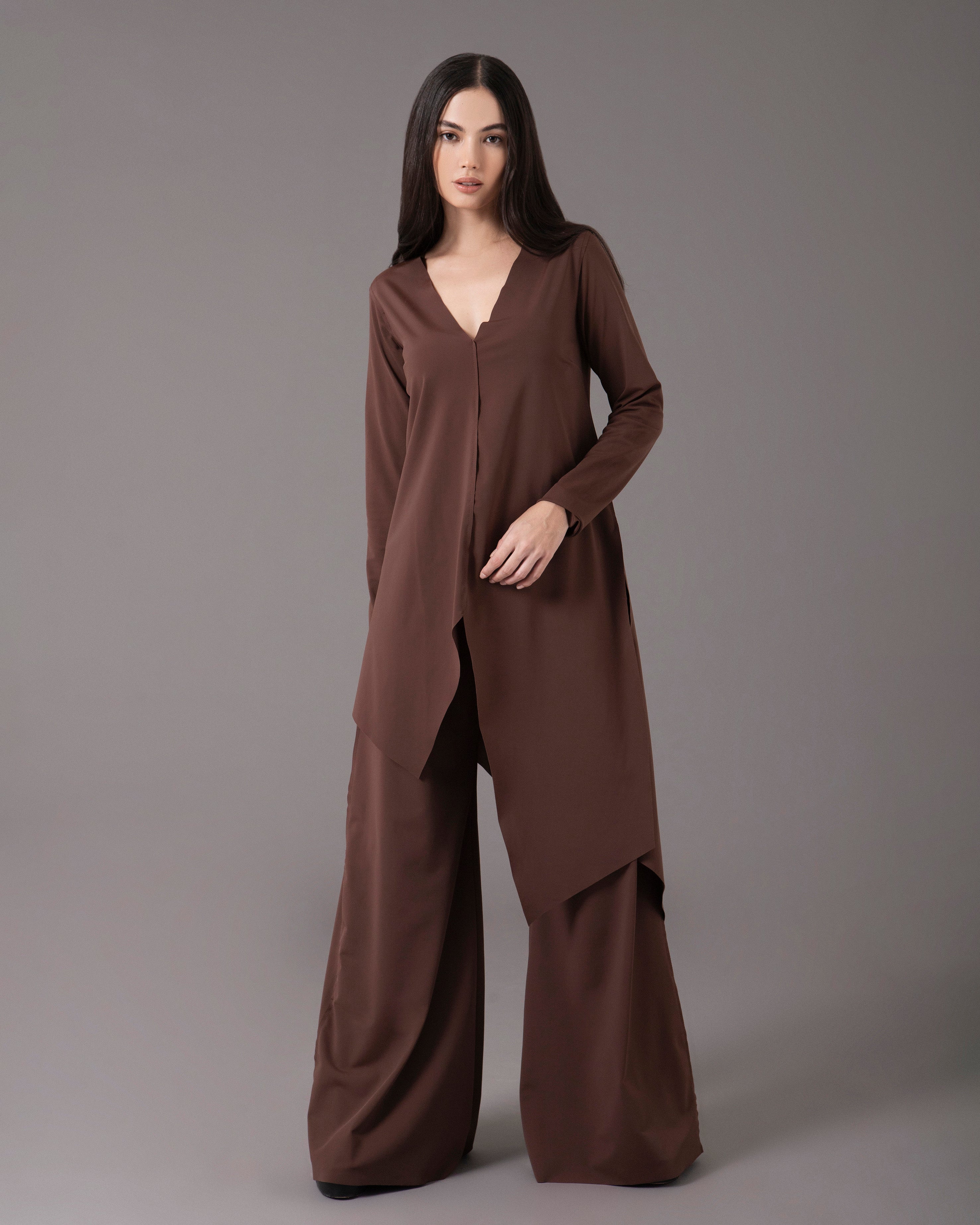 Bell bottom asymmetric set | Cafe |