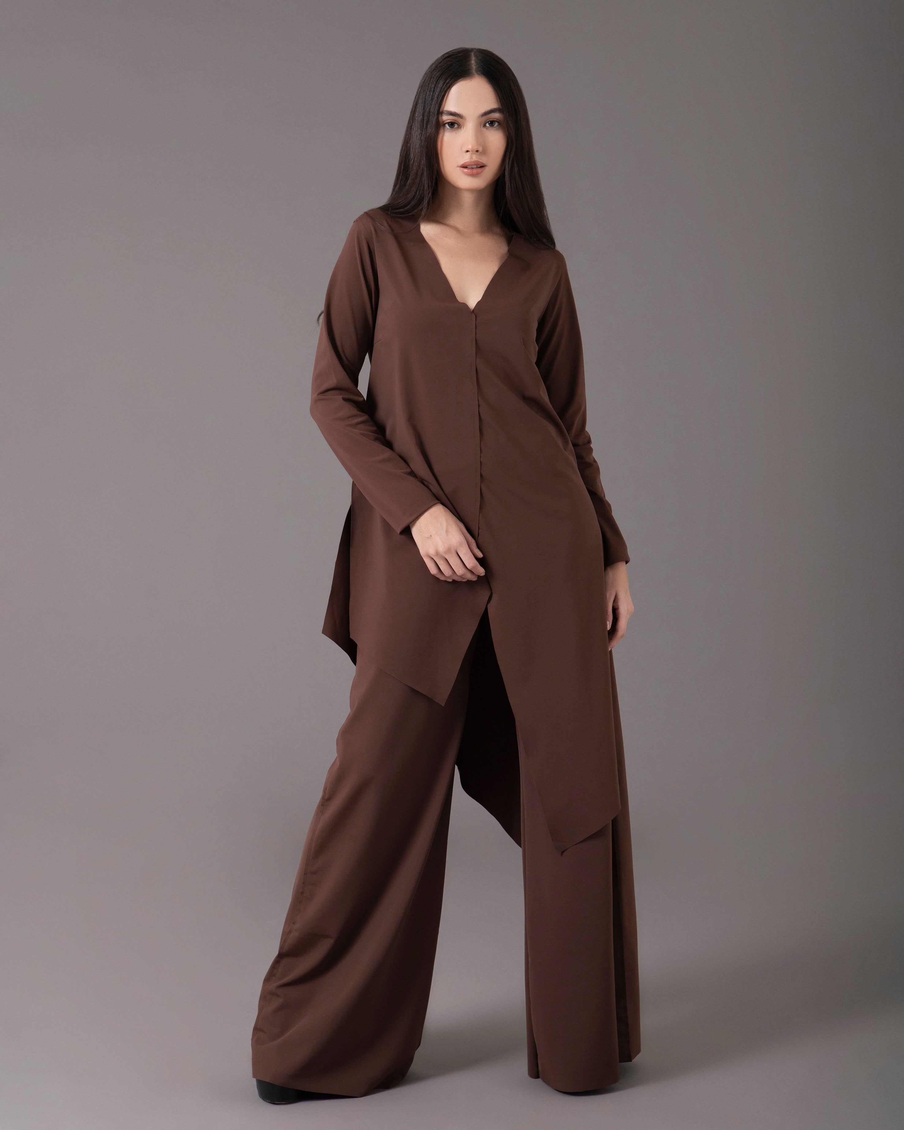 Bell bottom asymmetric set | Cafe |