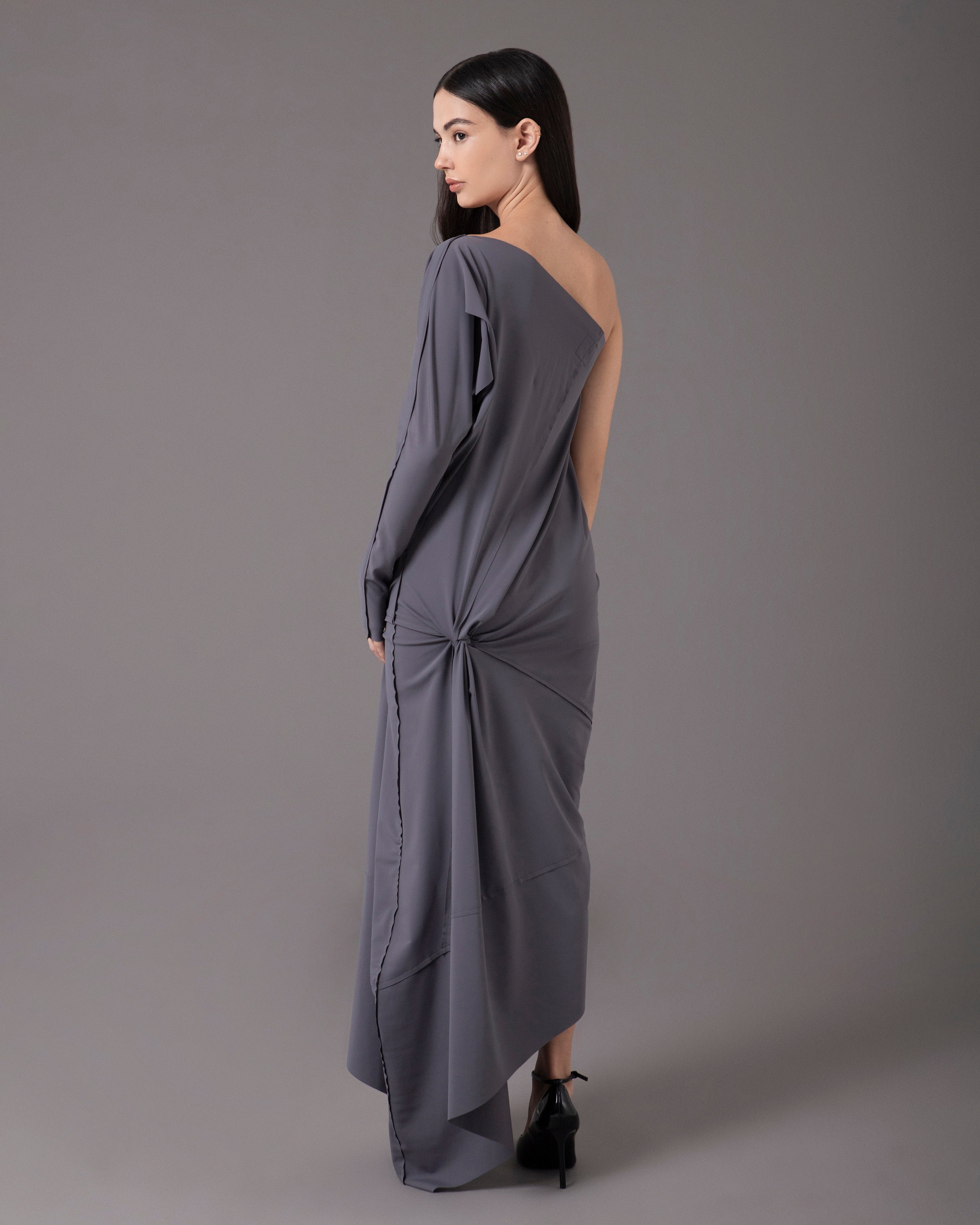 One sleeve side knot midi dress | Gris |