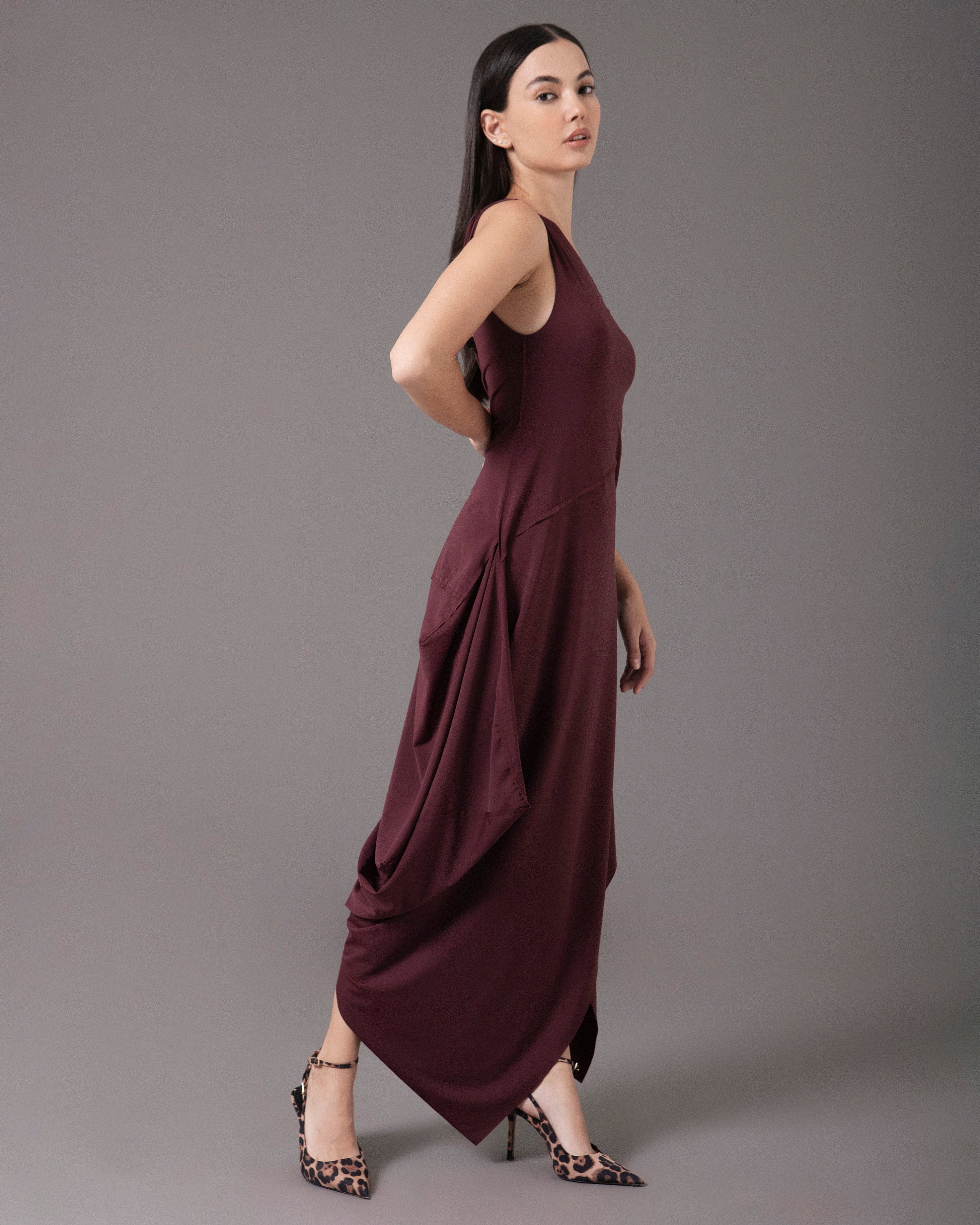 One shoulder asymmetric midi dress | Vino |