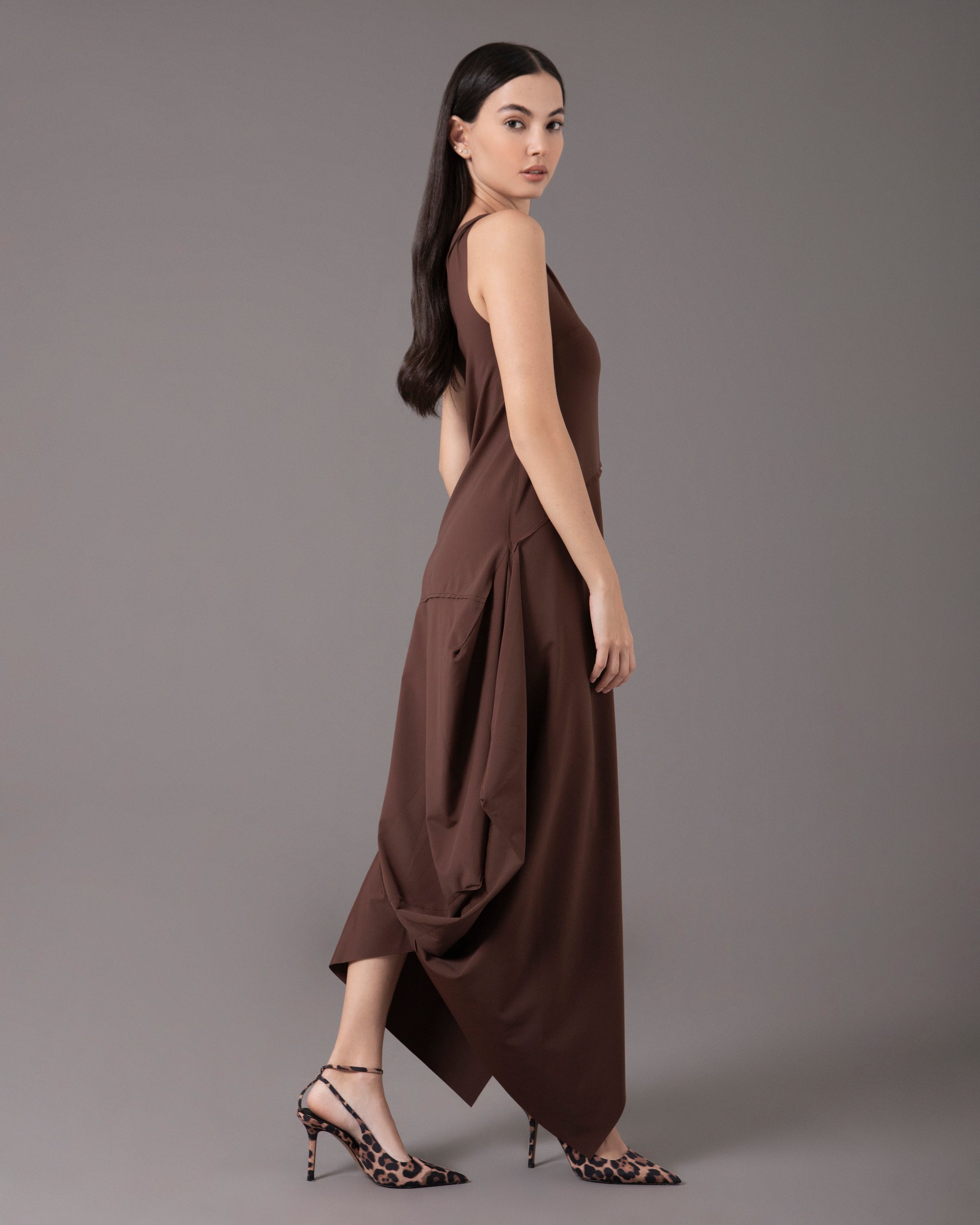 One shoulder asymmetric midi dress | Cafe |⁸