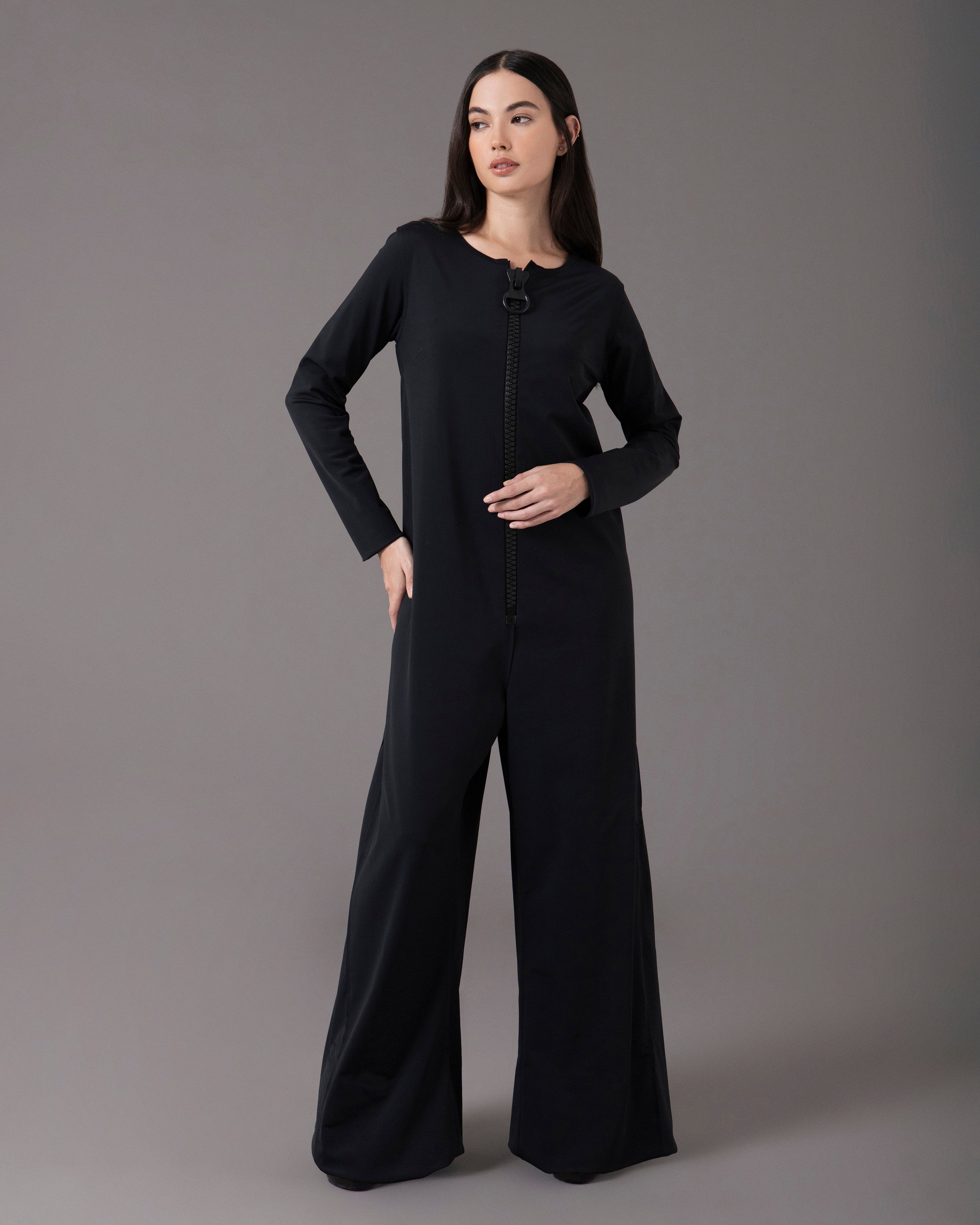 Long sleeve jumpsuit with front zip | Negro |