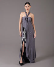 Halter tie gown with assymetric straps | Gris con Metálico |