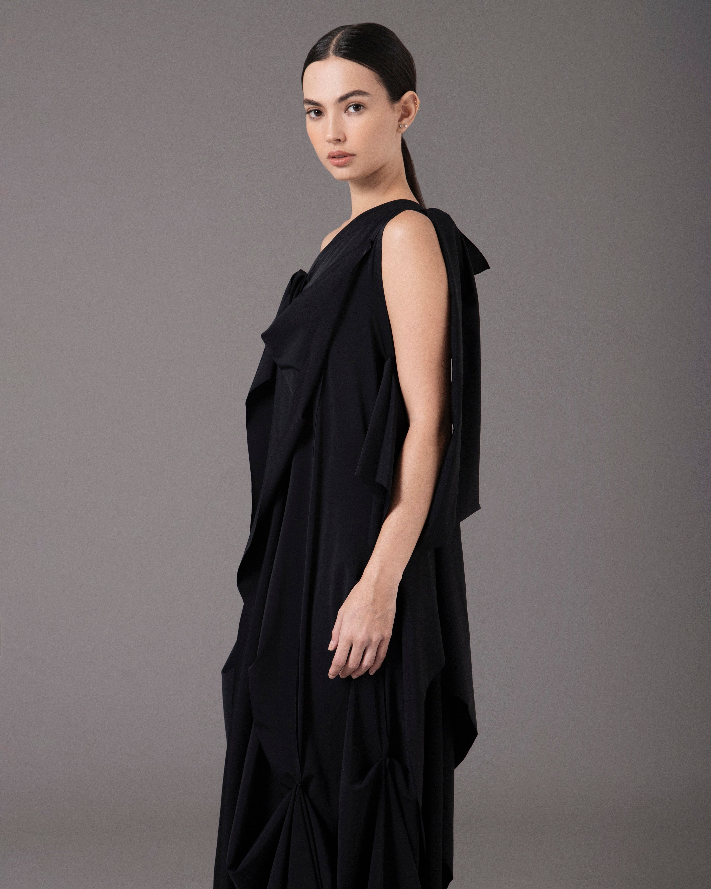 One shoulder loose asymmetric maxi dress | Negro | One shoulder loose asymmetric maxi dress | Negro |