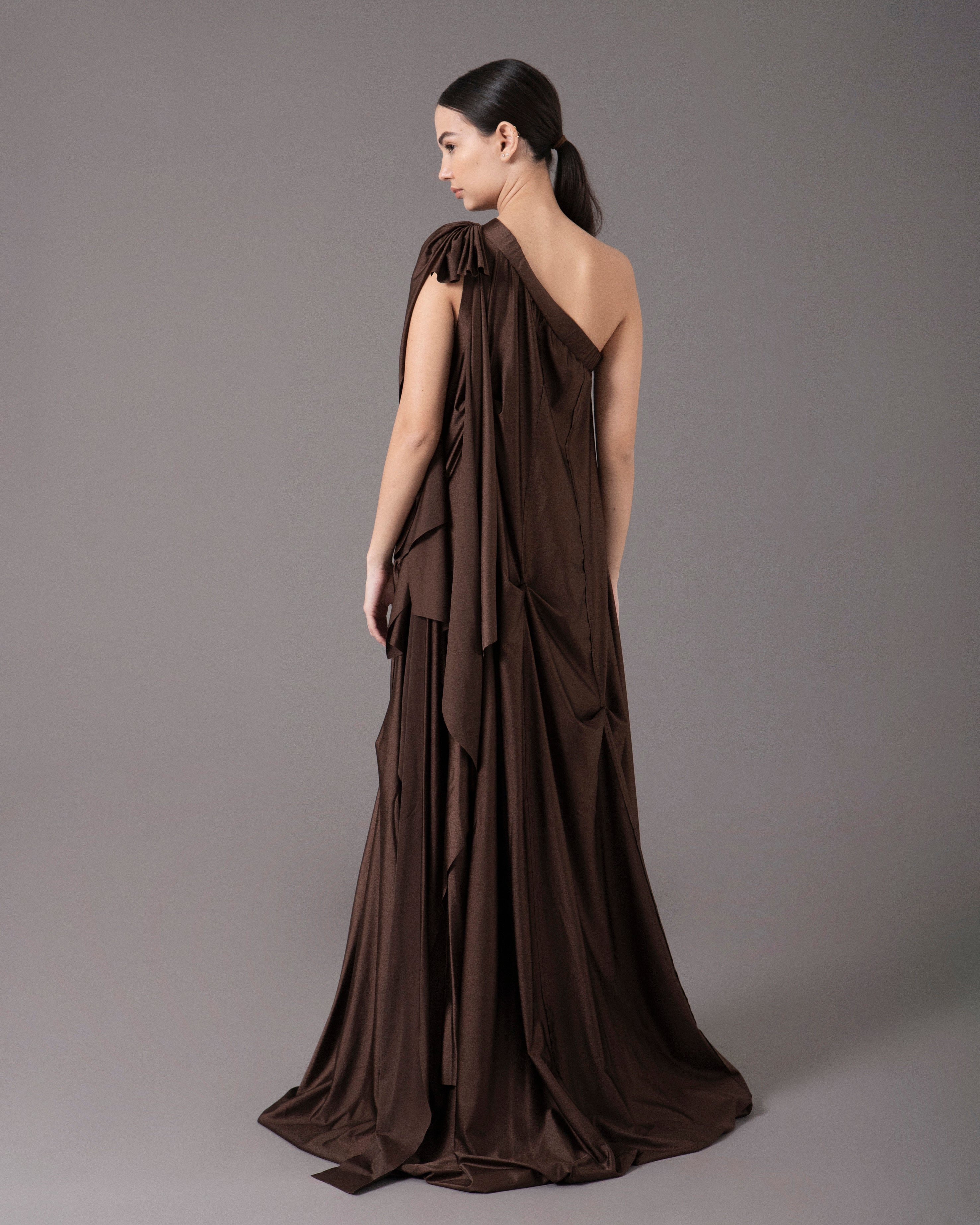 One shoulder loose asymmetric maxi dress | Cafe Metalico |