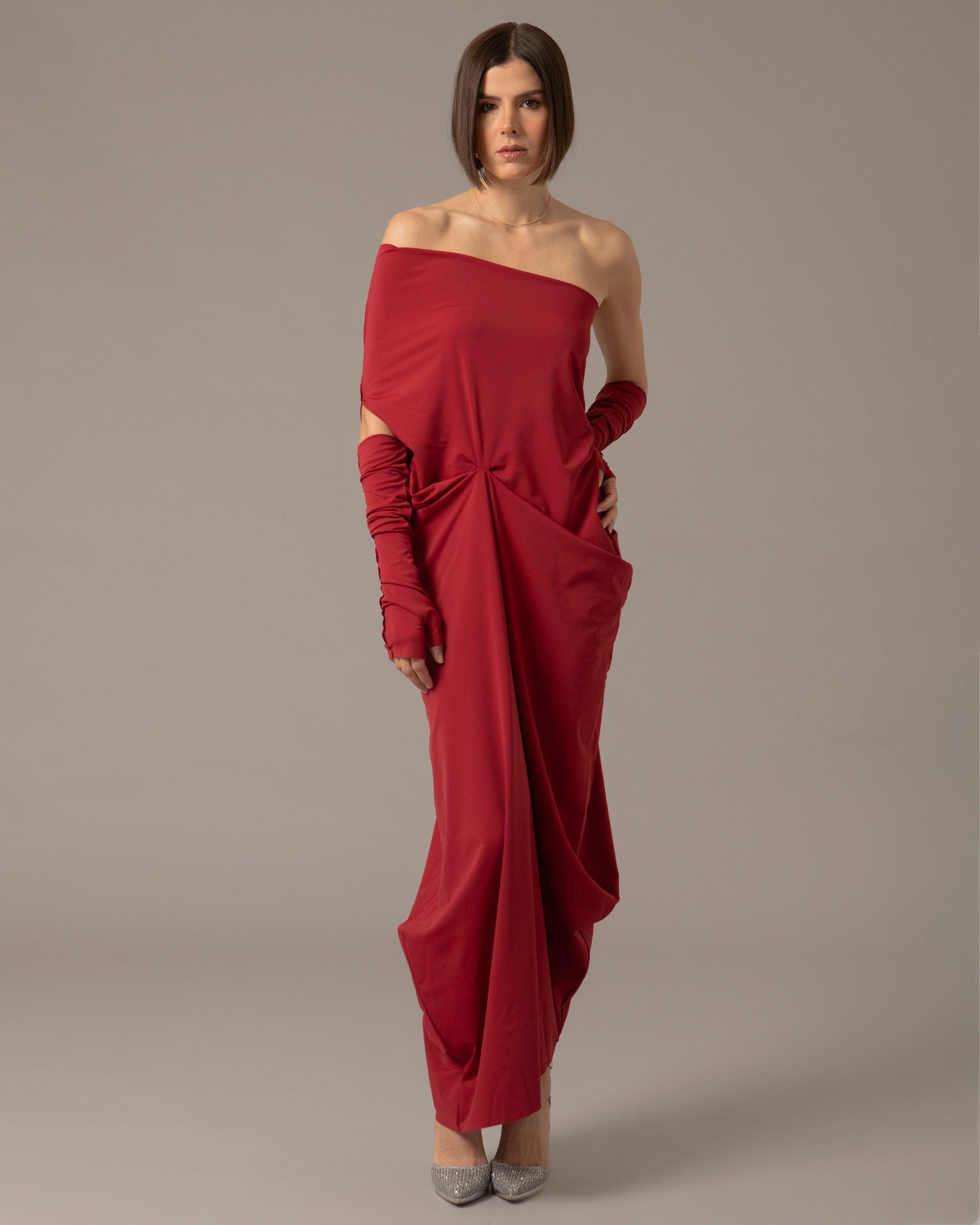 One Shoulder Relaxed Maxi Dress with Gloves | Rojo vivo |