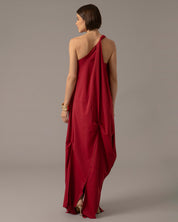 Crossover halter gown with asymmetric seams | Rojo Vivo |